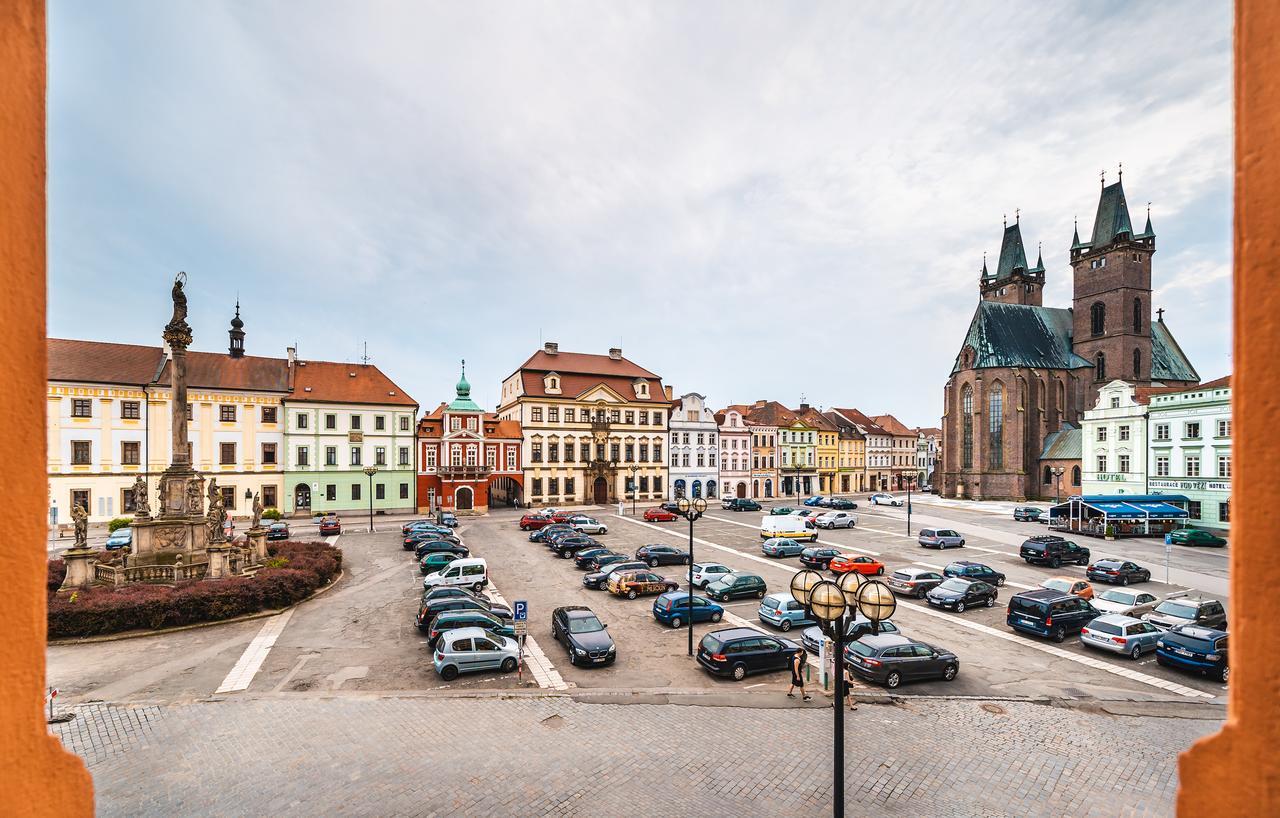 Unique Central Square Business Apt. Hradec Králové Exteriör bild